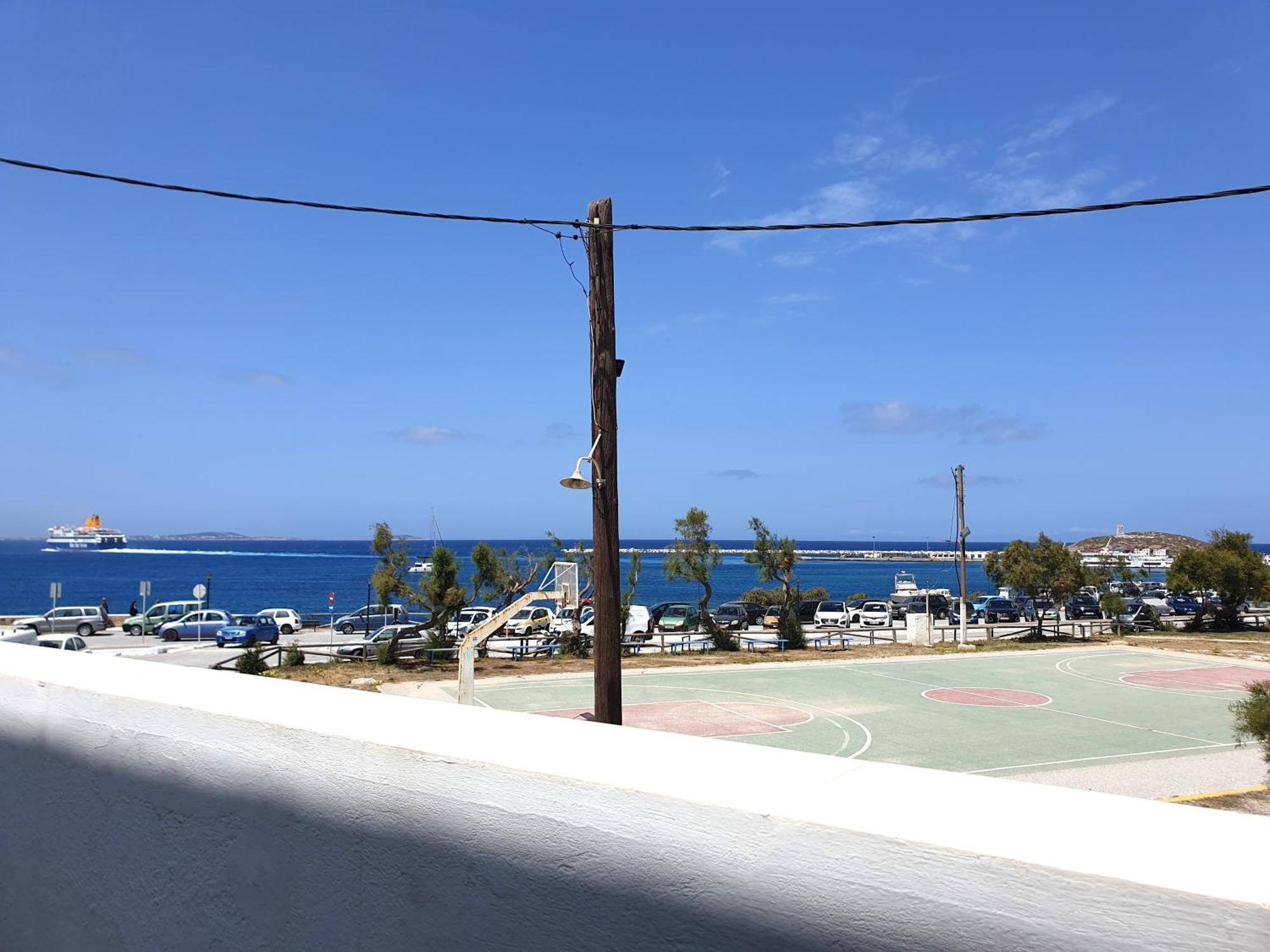 Апартаменты Anemos Town Naxos City Экстерьер фото