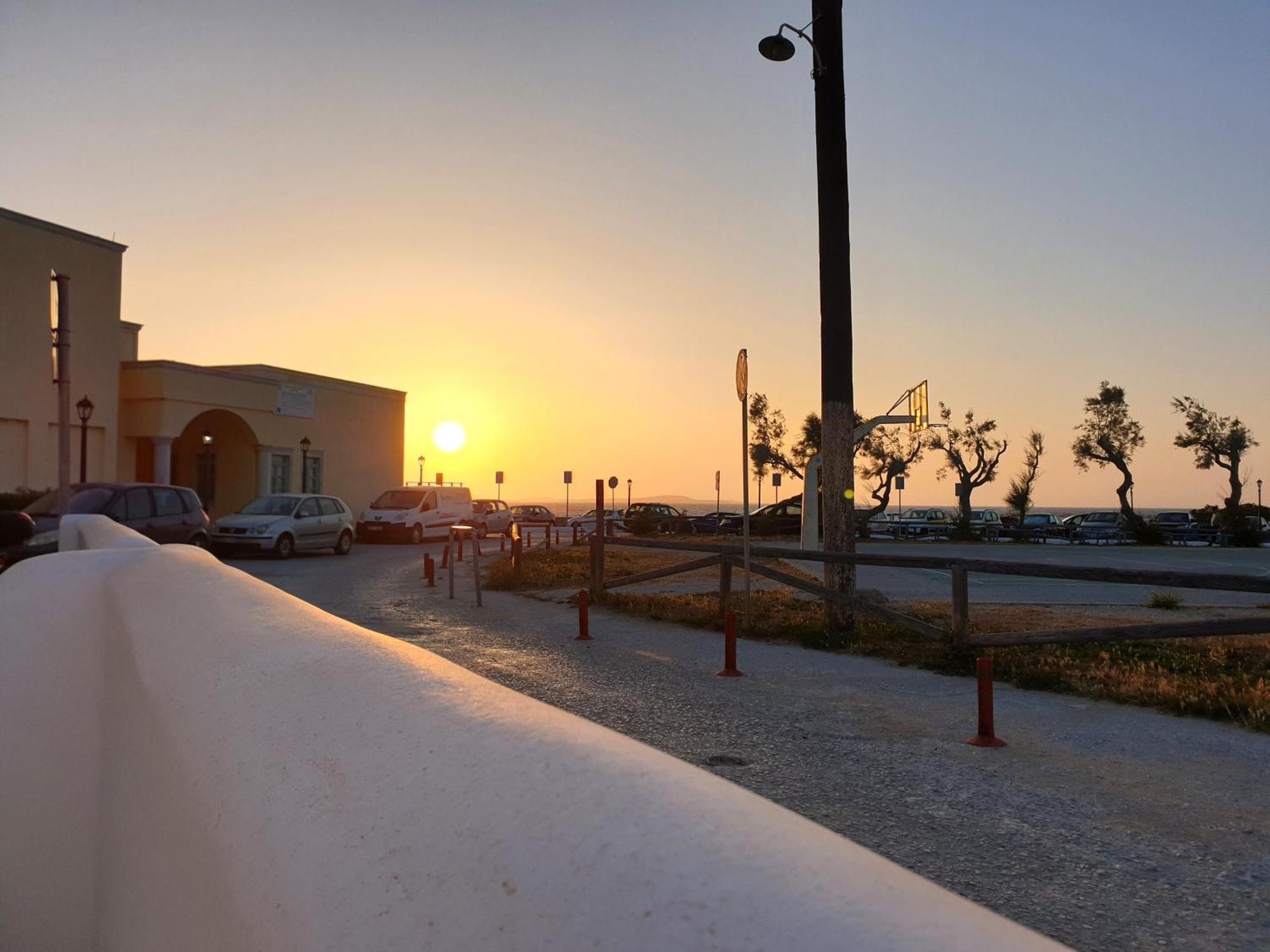 Апартаменты Anemos Town Naxos City Экстерьер фото